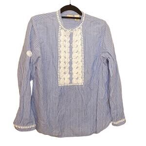 LL Bean Size Large White Blue Long Sleeve Pearl Button Top Stripes Frilly Rose